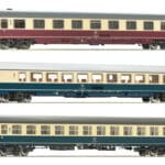 Coffret 3 voitures de train express Erasmus ROCO-74036