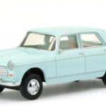 Peugeot 404 berline bleu pastel BREKINA SAI-2321