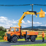 Camion Unimog avec bras et nacelle KIBRI-15005