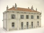 PN SUD MODELISME-8766 Gare PLM 5 portes coté route