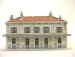 PN SUD MODELISME-8766 Gare PLM 5 portes coté voie