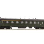 Voiture express SNCF 1/2ème classe ROCO-6200008