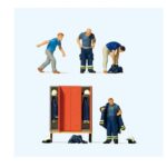 Pompiers se préparant à sortir PREISER-10642