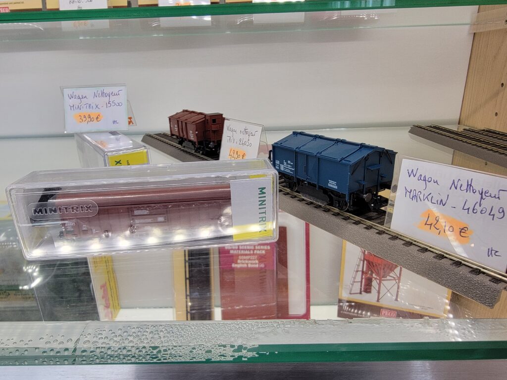 🚂🌷 Prêts pour un grand ménage de printemps ferroviaire ? 🧹