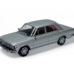 Fiat 130 argent PCX87-0637