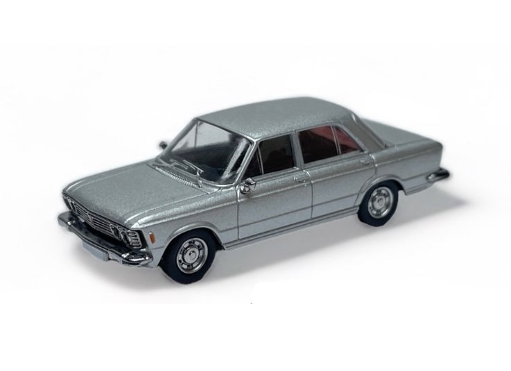 Fiat 130 argent PCX87-0637