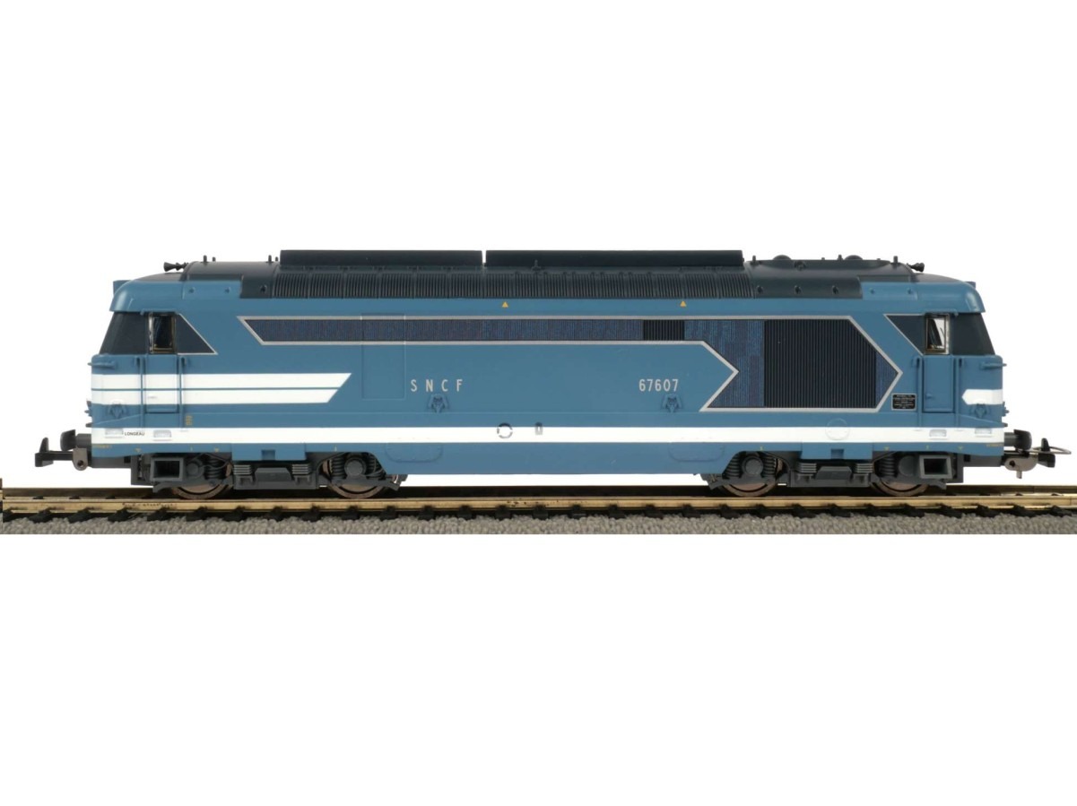 PIKO-95179 Locomotive diesel BB 67607 Ho analogique gamme Hobby Locomotive diesel série BB 67400 PIKO-P95179