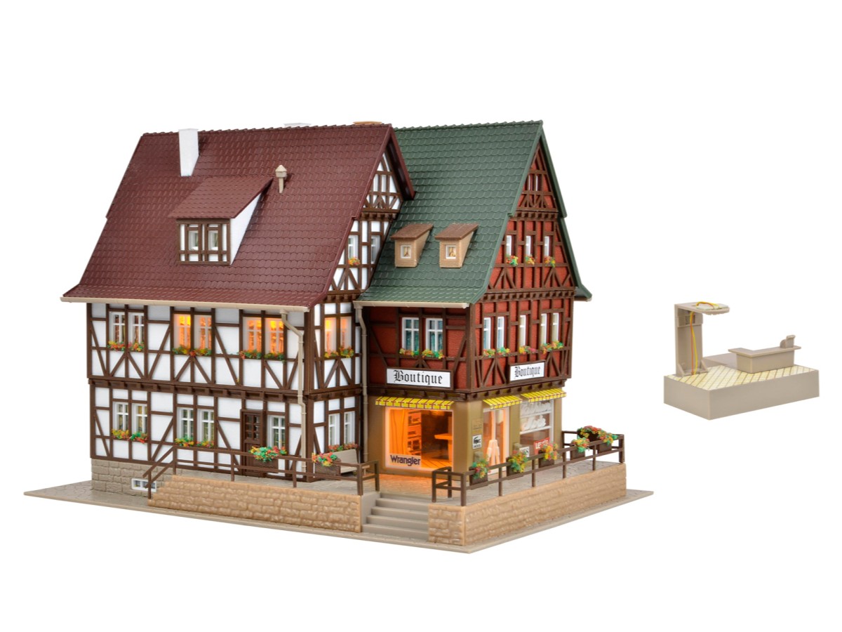 Maison avec boutique éclairée HO VOLLMER-43694