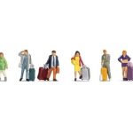 Voyageurs debout avec bagages NOCH-15223